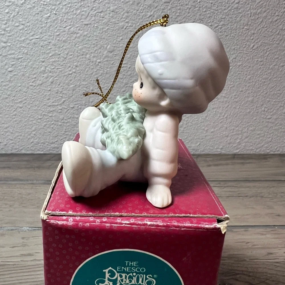 Precious Moments Vintage Don’t Let The Holidays Get You Down Christmas Ornament